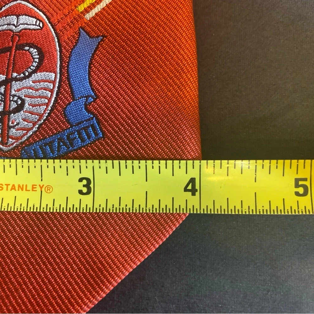Kia Long Neck Tie Featuring MUHAS University School‎ Crest For Medicine Stripes